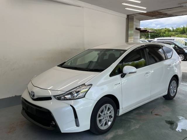 8099 TOYOTA PRIUS ALPHA ZVW41W 2017 г. (KCAA Kyoto)